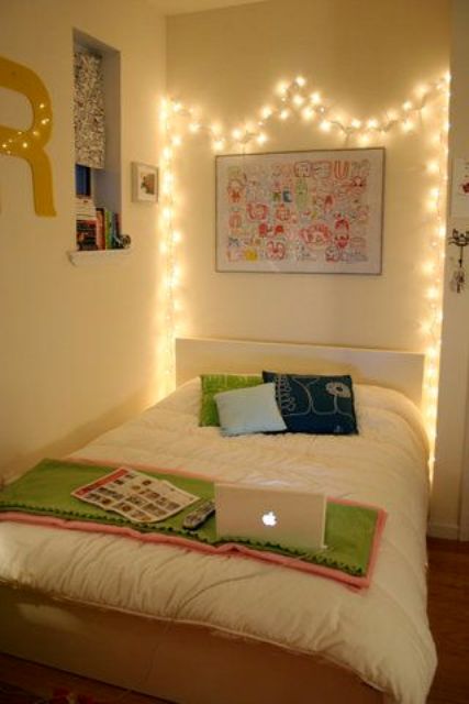 23 Cool String Lights Ideas For Your Bedroom - Shelterness