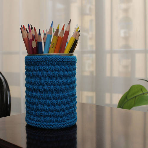 20 Simple DIY Pencil Holders - Shelterness