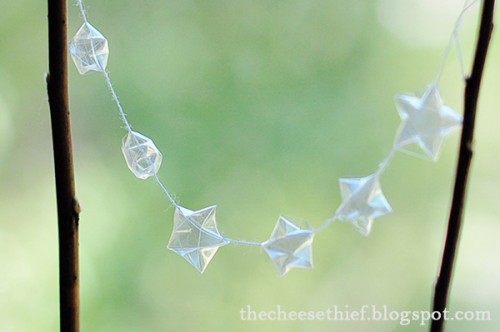 DIY Glass-Like Stars Garland (via thecheesethief)