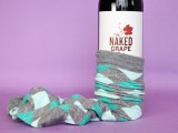 DIY Cute Knee Socks Wine Wrap