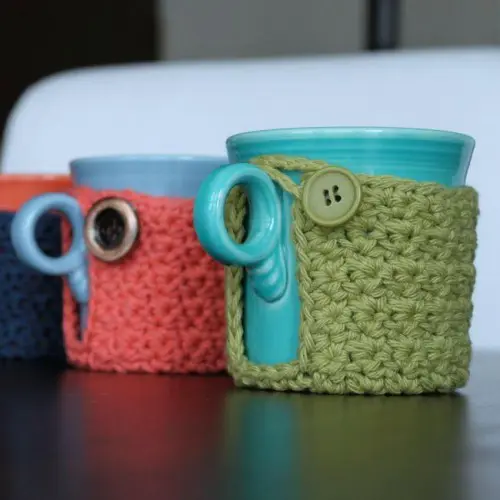 Mug Coaster Cozy Pattern (via craftsy)