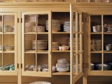 Vertical dishes storage