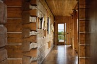 rustic all-wood hallway design that is perfect for some cabin in a forest
