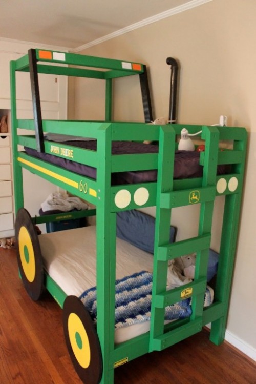 You can also build a DIY car bed. For example that could be a bunk bed shaped like a tractor. (via shelterness)