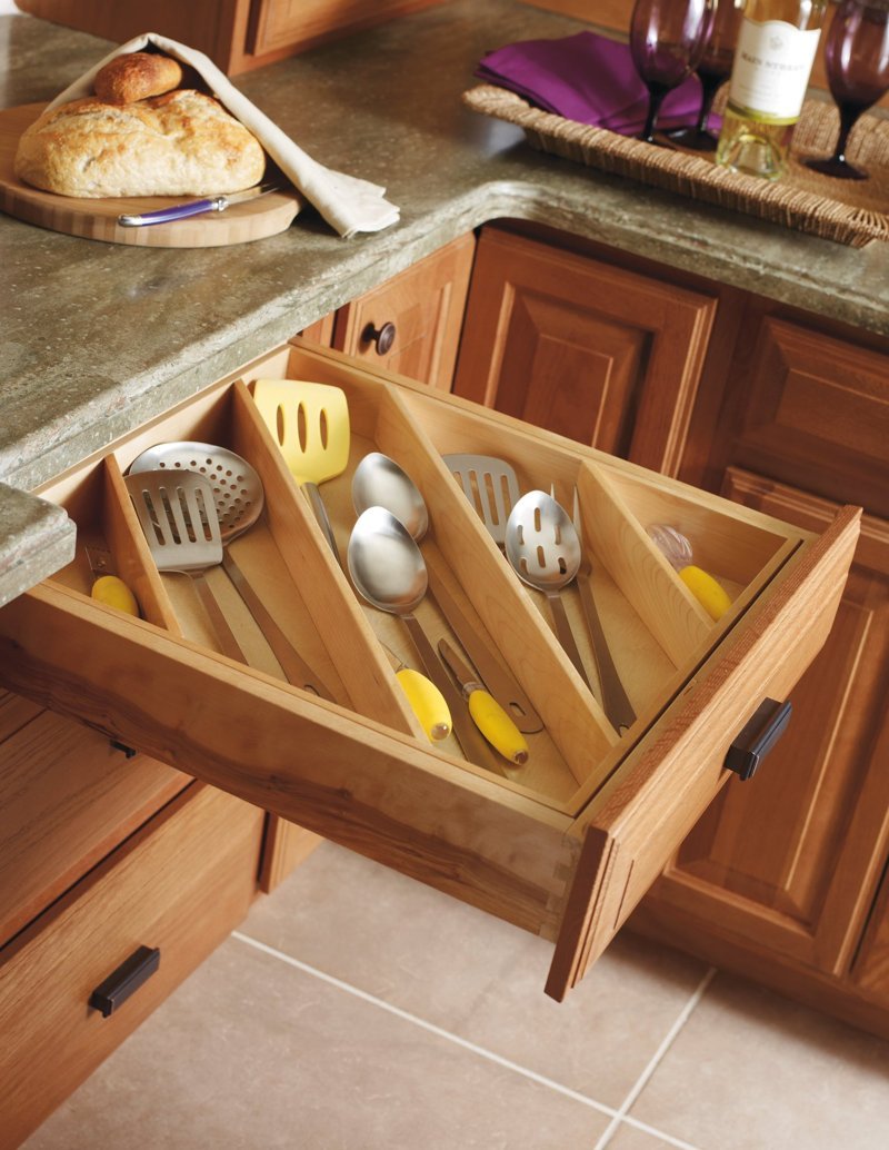 Diagonal kitchen drawer organizers are perfect way to store long utensils