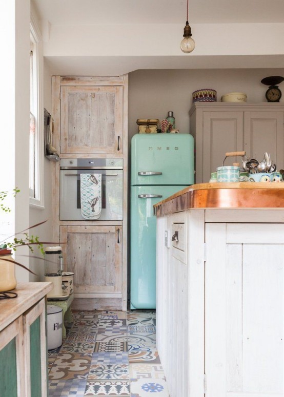 combine patterns with aged furniture and your kitchen would shine