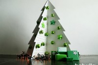 diy-folding-pegboard-christmas-tree-1