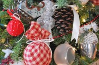 diy-pottery-barn-inspired-plaid-christmas-ornaments-2