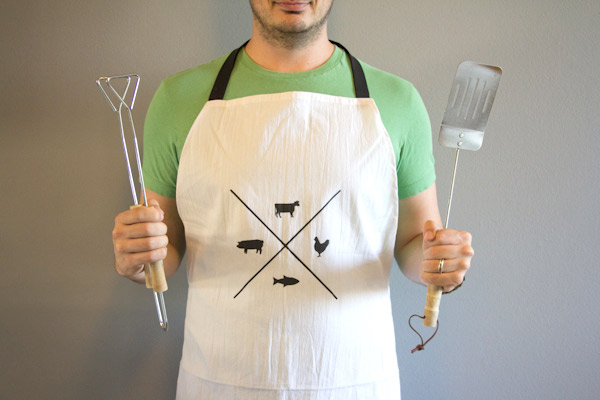 manly apron (via lovelyindeed)