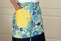 apron with a mitten pocket