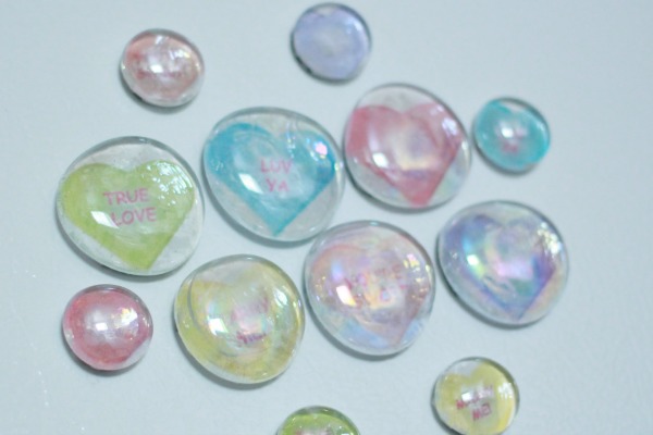 clear stones magnets (via thelifeyoulive)