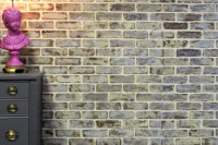 how-to-make-faux-brick-walls-look-old-1