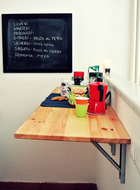 DIY bar table (via instructables)