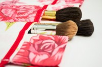 floral makeup roll