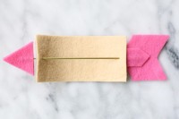 diy-gold-and-pink-arrow-napkin-rings-4