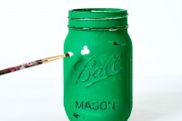 diy-painted-shamrock-mason-jars-for-st.patricks-day-4