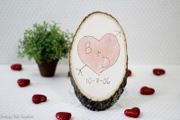 diy-sentimental-carved-heart-wood-slice-6