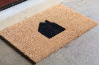 easy-and-affordable-diy-custom-painted-doormat-1
