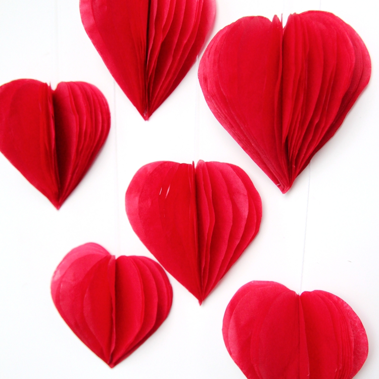 3D tissue paper hearts (via gatheringbeauty)