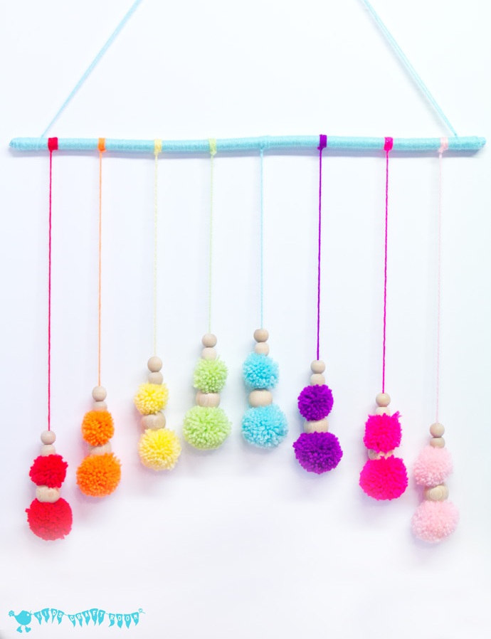 DIY Colorful And Soft Pompom Mobile