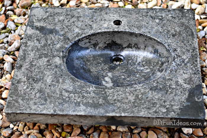 DIY Concrete Countertop With An Integral Sink