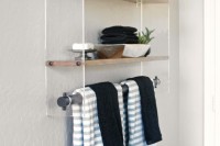 diy-wood-and-acrylic-bathroom-shelf-2