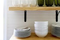 airy-looking-diy-kitchen-open-shelving-1