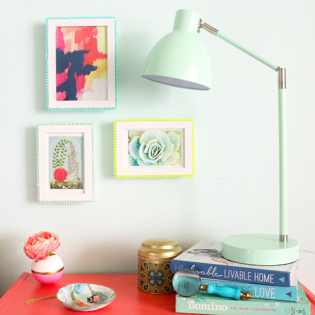 Bold And Cute DIY Pompom Picture Frames