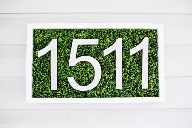 DIY grass house numbers (via abeautifulmess)