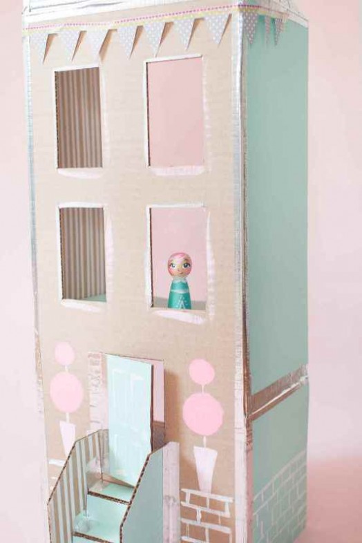 DIY pastel dollhouse (via kidsomania)