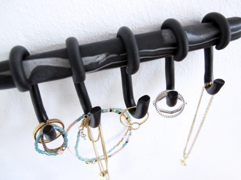 Diy polymer clay jewelry holder with hooks  5
