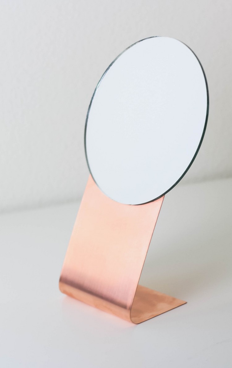 Stylish DIY Copper Table Mirror To Make