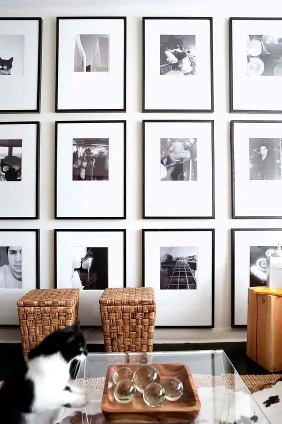 26 Gallery Wall Ideas With Same Size Frames - Shelterness