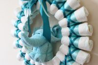DIY diaper blue wreath