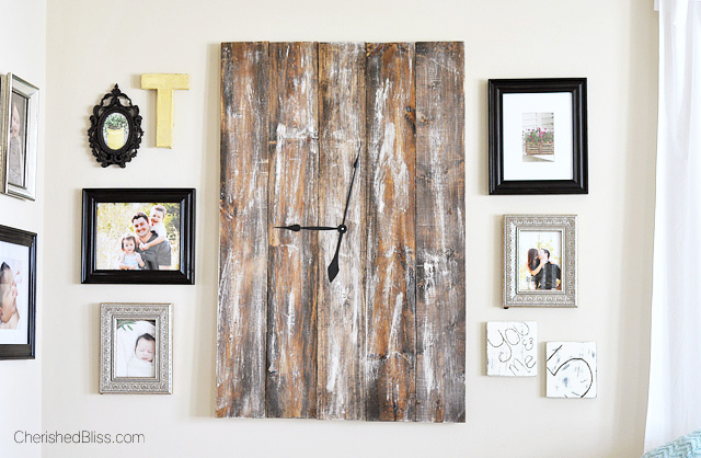 This DIY weathered wood finish is achieved with acrylic white paint and  Minwax Dark Walnut Stain. Every time you use them you'll get yourself quite unique wood boards. (via cherishedbliss)