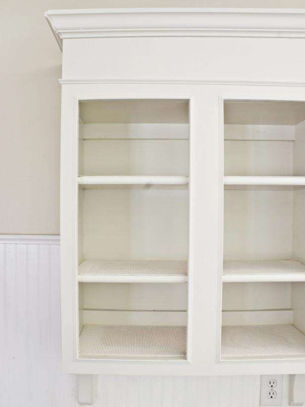DIY whitewashed kitchen cabinets (via hgtv)