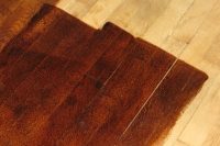 How to stain wood in 8 steps