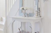 02 shabby chic hallway with rustic touches