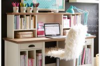 08 additional desk compartment with bookshelves