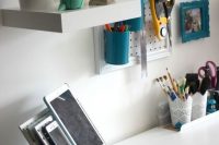 17 wall-mounted pegboards and frames for storing