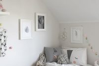 18 Scandinavian attic girl’s room in grey and blush