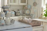 25 shabby kitchen furniture  in white and pastels