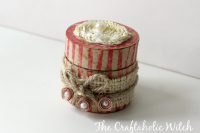 DIY vintage gift box of a toilet paper roll