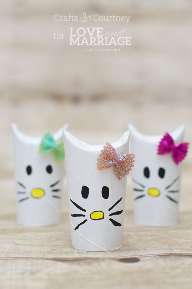 DIY Hello Kitty from toilet paper rolls