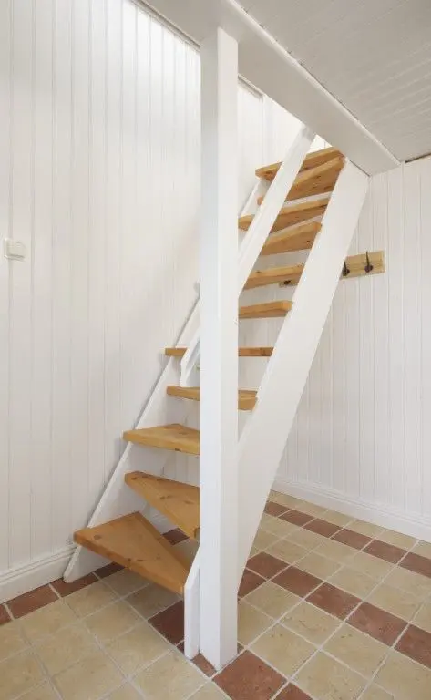 space saving stairs with triangular steps