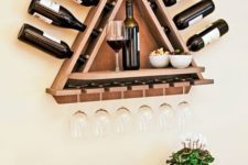 10 triangular wine shelf with a top for appetizers