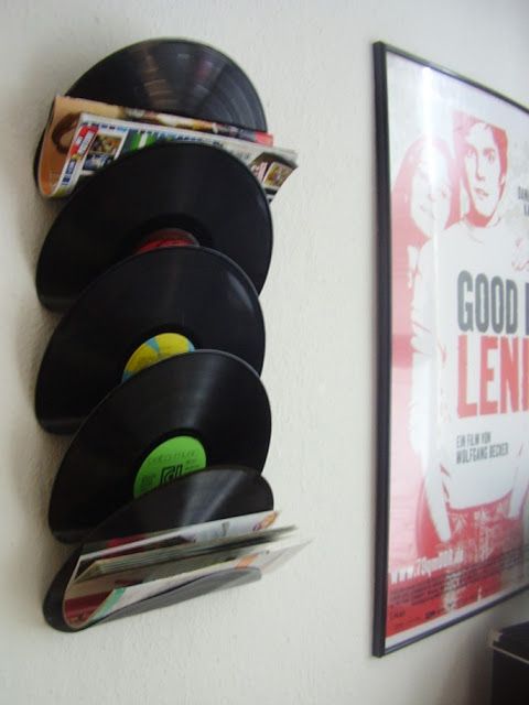 wall-mounted vinyl shelf for magazines