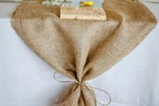24 burlap table runner to give a rustic touch to your table setting