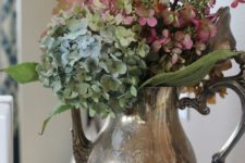 02 antique teapot used as a vase for hydrangeas