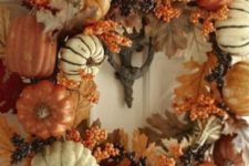 05 pumpkins, leaves and berries for a lush fall wreath